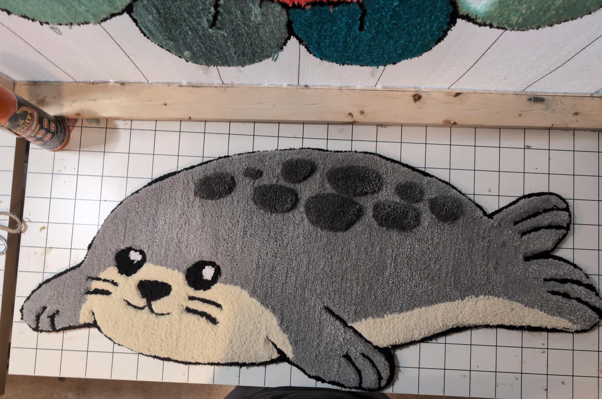Sploot Seal